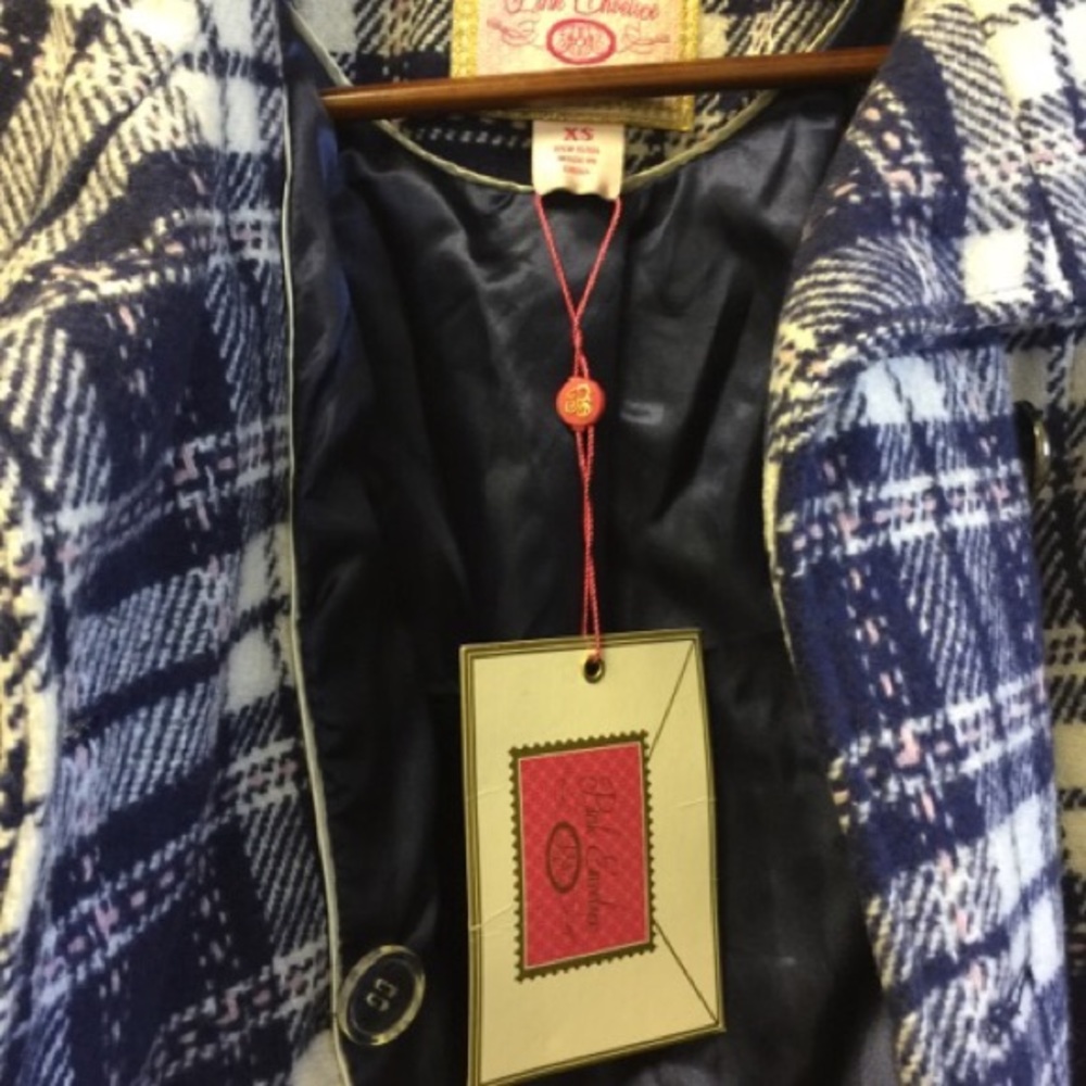 Coat - Picture 4 of 4